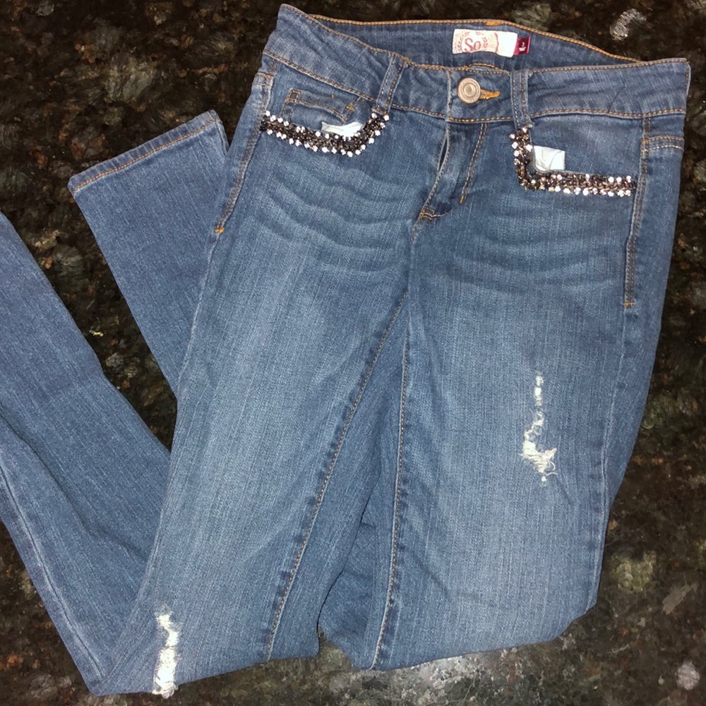 Jeweled distressed skinny jeans size 3